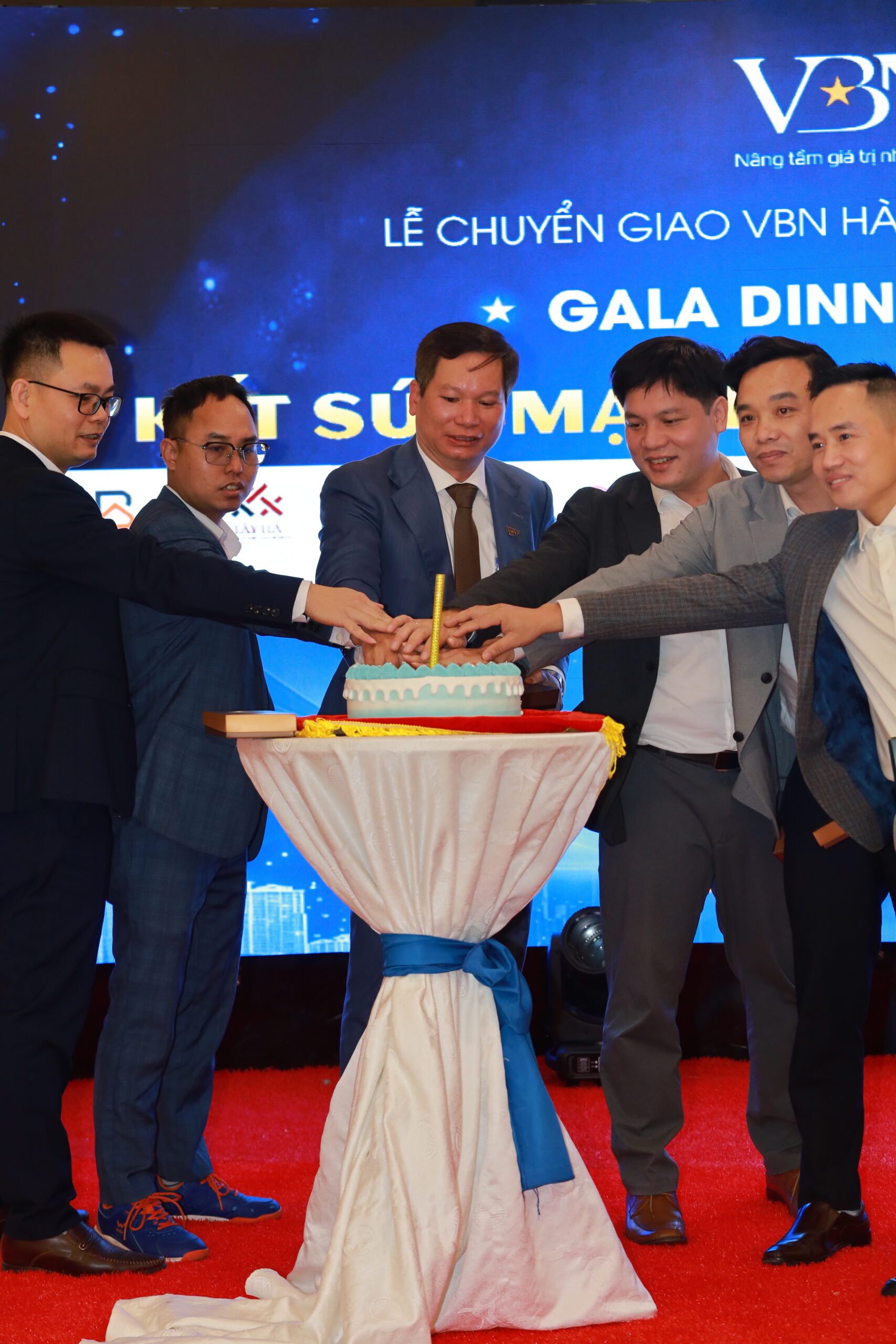 Sinh nhật các thành viên VBN HN01 quý  4/2025