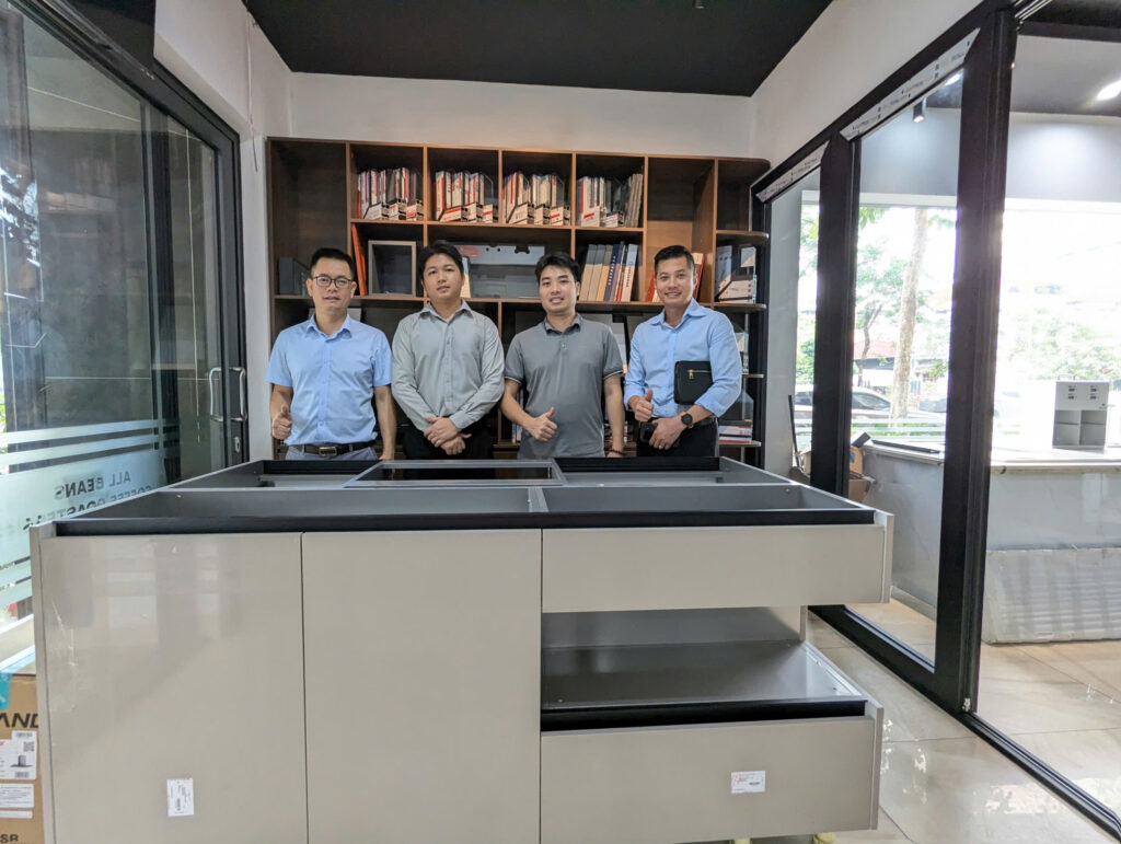 VBN thẩm định doanh nghiệp thiết bị tủ bếp Inox không mối hàn ZUNI
